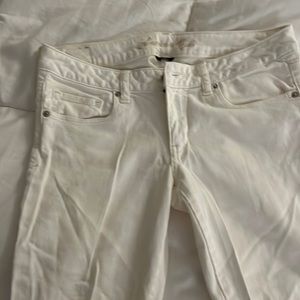 American eagle low rise skinny white jeans